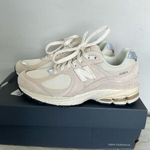 New Balance 2002R Off White